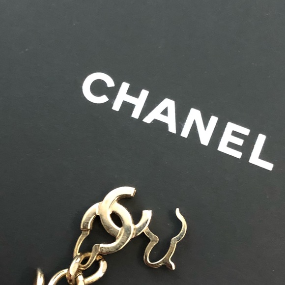 Chanel Collective very rare doll faces pendants bracelet - Picture 9 of 11